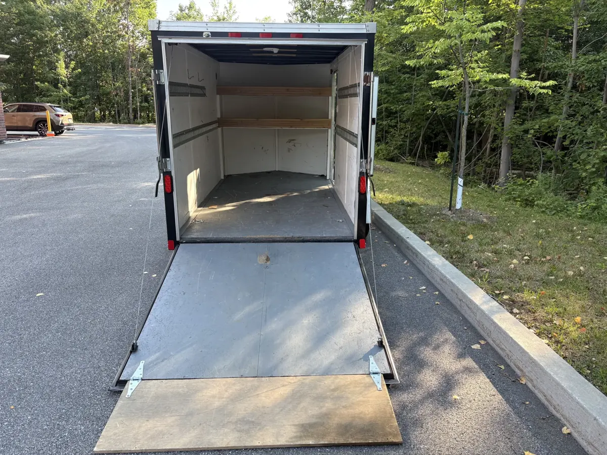 Remorque fermée 6 × 12 pi — vue 5