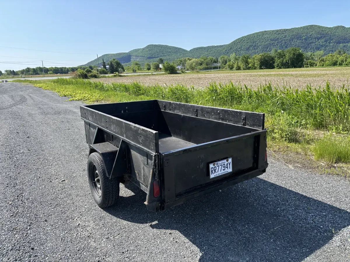 Remorque utilitaire 4,5 × 8 pi — vue 3